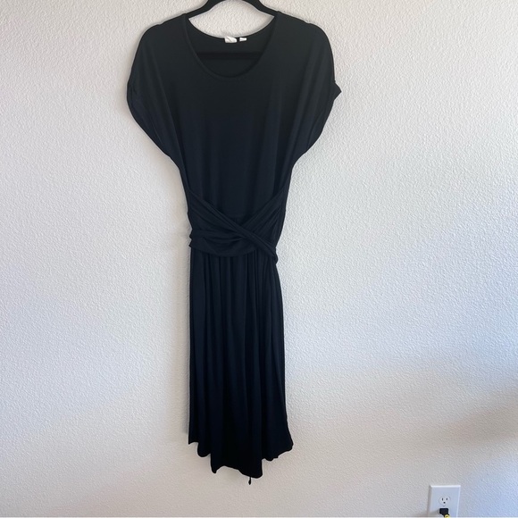 Gap Women’s Short Sleeve Wrap Dress True Black - Picture 2 of 9